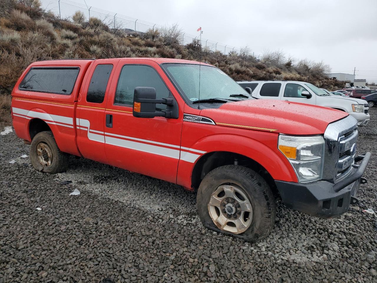 2016 Ford F250 VIN 1FT7X2B67GEB87015 Copart auction photo, front end / undercarriage damage thumbnail 4