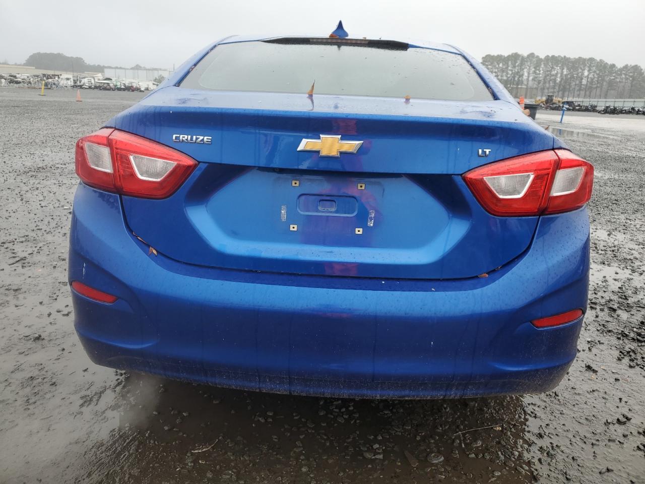 2017 Chevrolet Cruze VIN 1G1BE5SM8H7185420 Copart auction photo, front end damage thumbnail 6