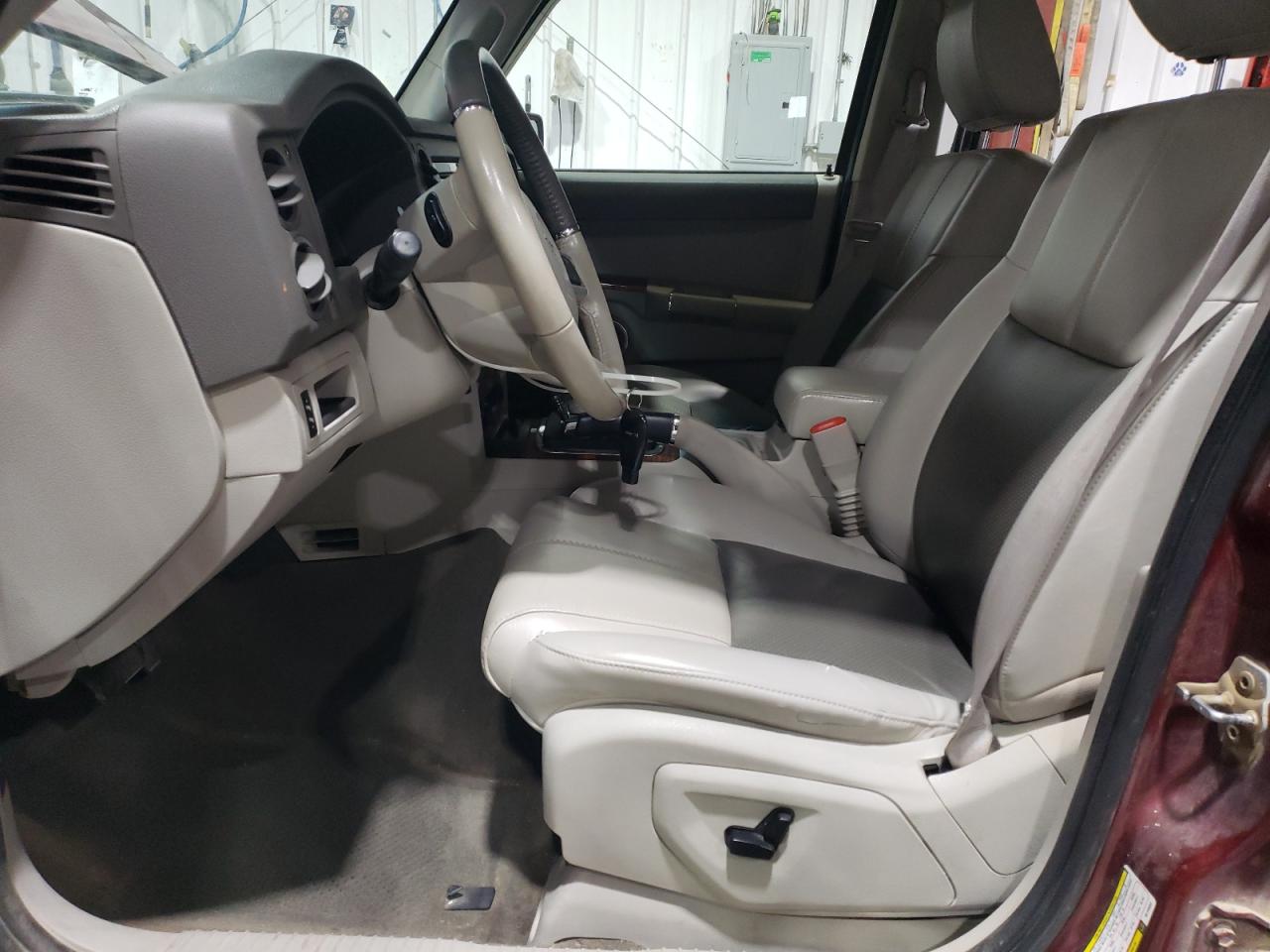 2008 Jeep Commander VIN 1J8HG58278C146352 Copart auction photo, front end damage thumbnail 7
