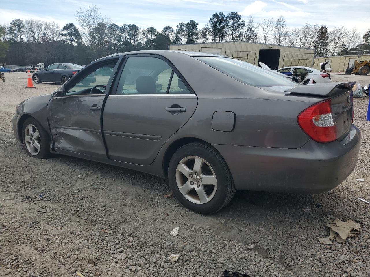 2003 Toyota Camry VIN 4T1BF32K43U555727 Copart auction photo, side damage thumbnail 2
