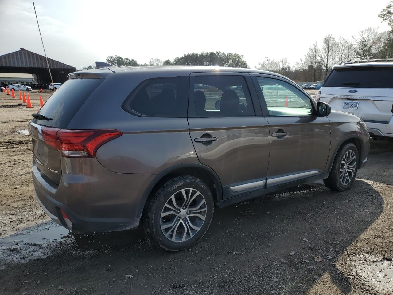 2018 Mitsubishi Outlander VIN JA4AD2A30JZ003761 Copart auction photo, side damage thumbnail 3