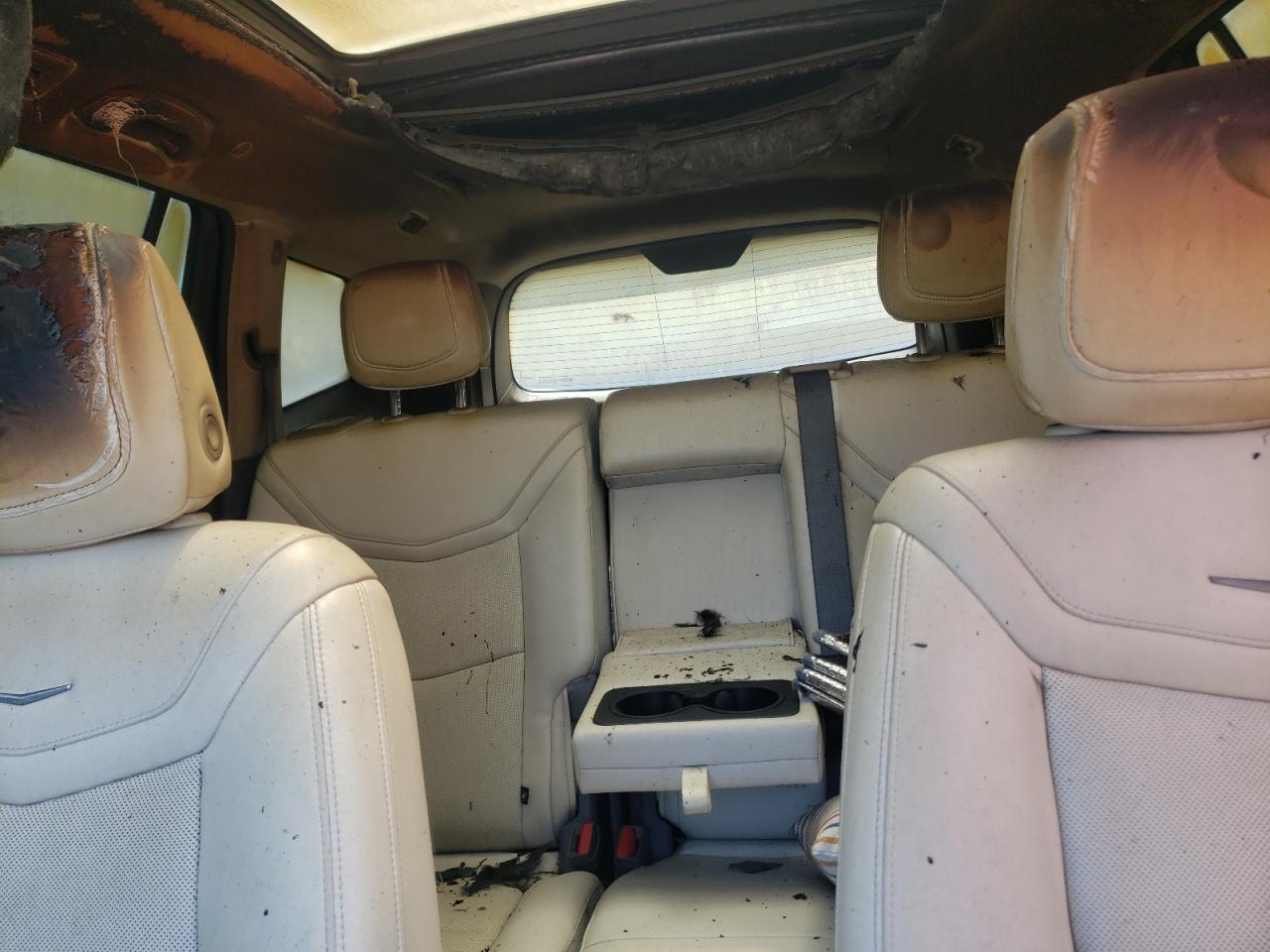 2021 Cadillac XT6 VIN 1GYKPCRS7MZ109660 Copart auction photo, burn - engine damage thumbnail 10