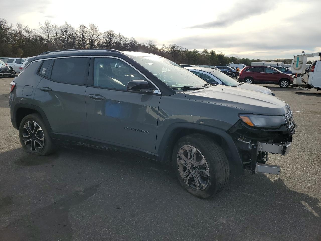 2022 Jeep Compass VIN 3C4NJDCB2NT131707 Copart auction photo, front end / side damage thumbnail 4
