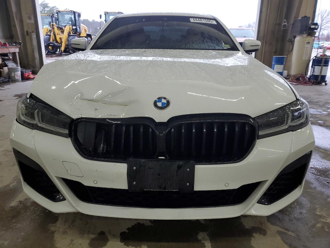 2023 BMW 5er VIN WBA53BH03PCM99136 Copart auction photo, front end / mechanical damage thumbnail 5