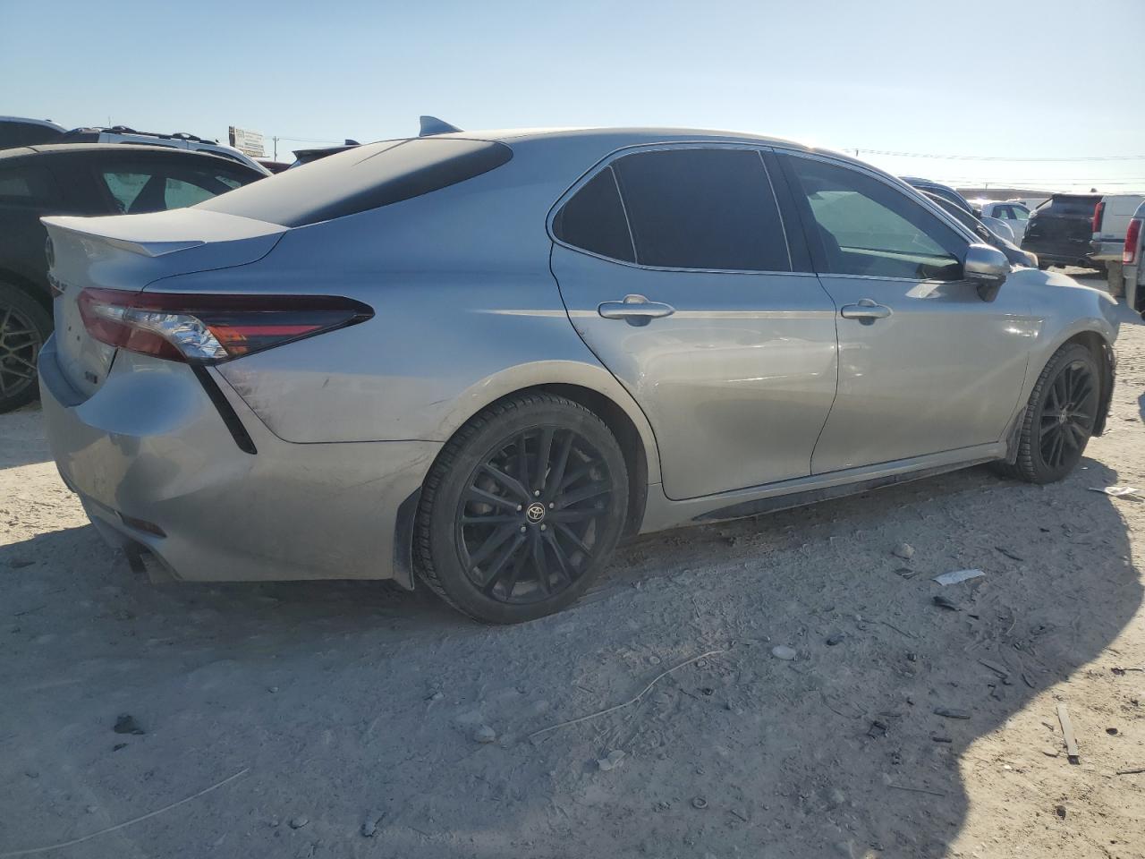 2022 Toyota Camry VIN 4T1K61AK4NU008014 Copart auction photo, front end damage thumbnail 3