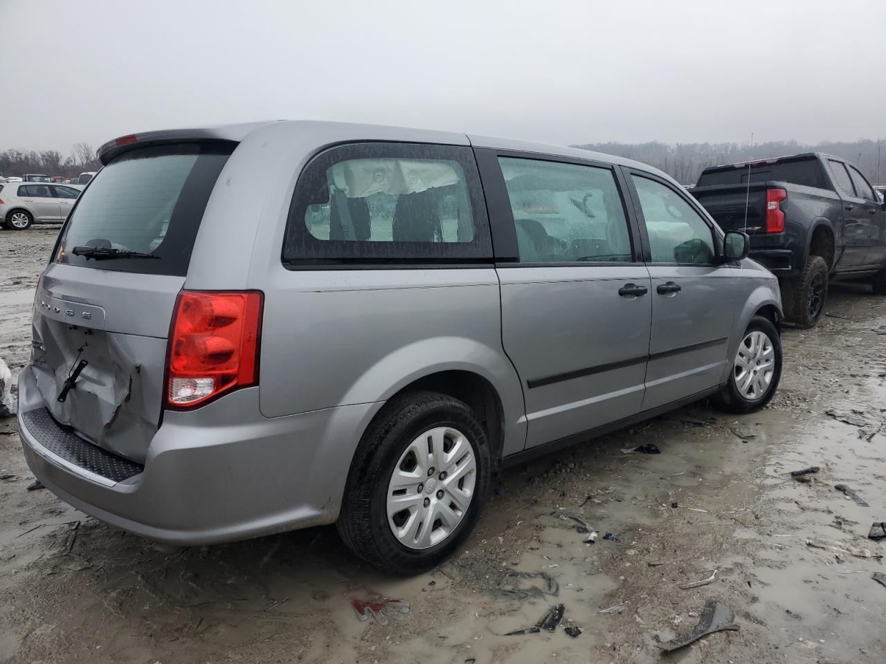 2014 Dodge Caravan VIN 2C4RDGBG5ER476627 Copart auction photo, undercarriage / front end damage thumbnail 3