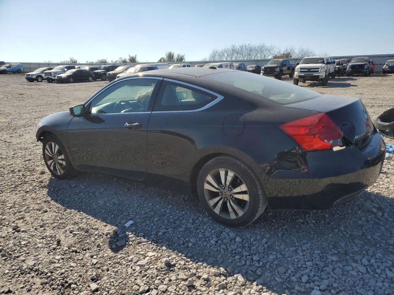 2011 Honda Accord VIN 1HGCS1B86BA016704 Copart auction photo, front end / minor dent/scratches damage thumbnail 2