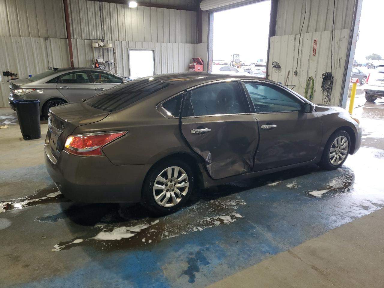 2014 Nissan Altima VIN 1N4AL3APXEN200621 Copart auction photo, side / rear end damage thumbnail 3