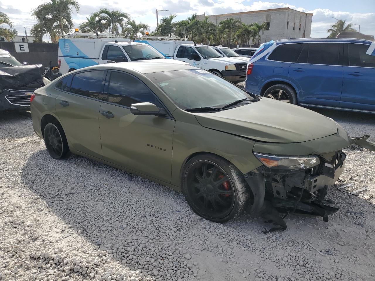 2018 Chevrolet Malibu VIN 1G1ZD5STXJF242737 Copart auction photo, front end / undercarriage damage thumbnail 4