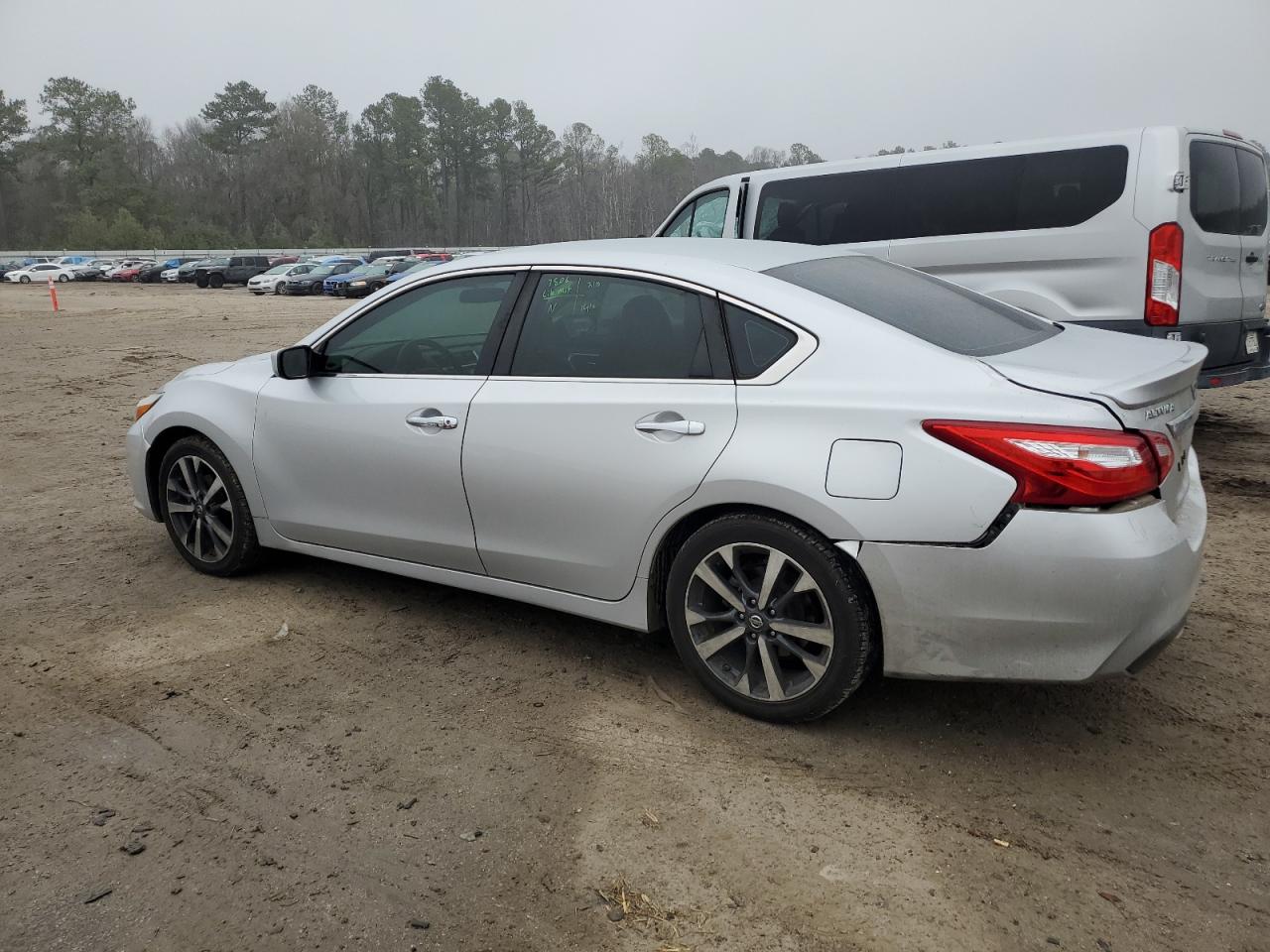 2016 Nissan Altima VIN 1N4AL3AP1GC173310 Copart auction photo, rear end damage thumbnail 2