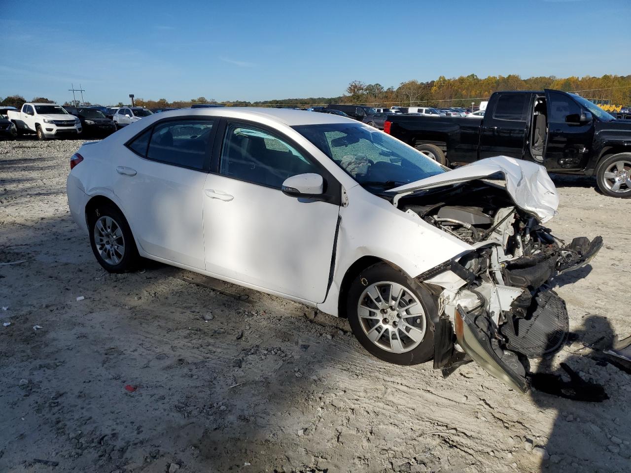 2015 Toyota Corolla VIN 2T1BURHE8FC396565 Copart auction photo, front end damage thumbnail 4