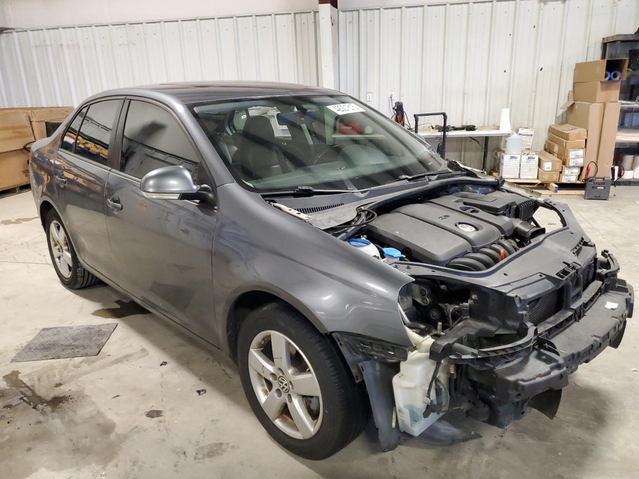 2010 Volkswagen Jetta VIN 3VWRZ7AJ7AM123349 Copart auction photo, front end / undercarriage damage thumbnail 4