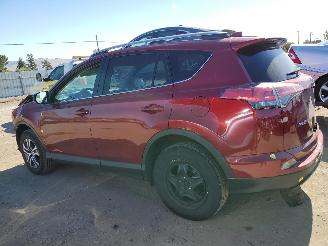 2018 Toyota RAV 4 VIN 2T3BFREV6JW829569 Copart auction photo, front end / rear end damage thumbnail 2