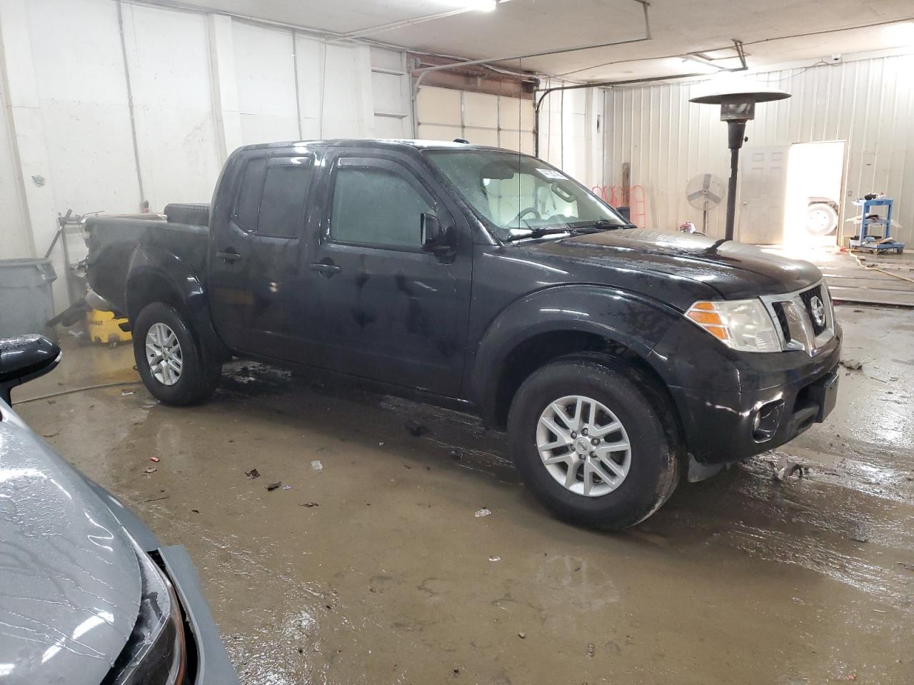 2016 Nissan Navara (Frontier) VIN 1N6AD0EV1GN751230 Copart auction photo, rear end / minor dent/scratches damage thumbnail 4