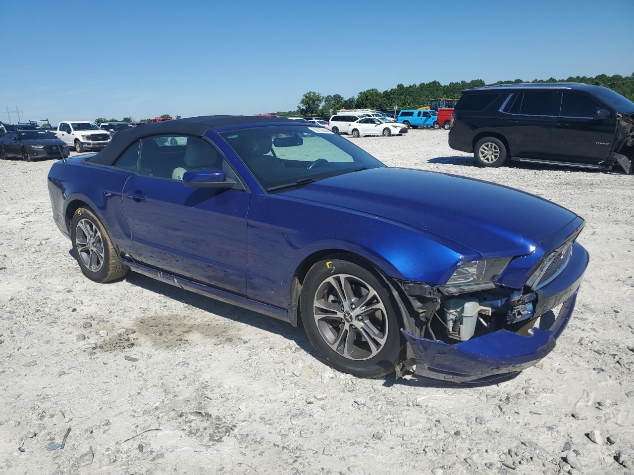 2014 Ford Mustang VIN 1ZVBP8EM4E5263467 Copart auction photo, front end damage thumbnail 4