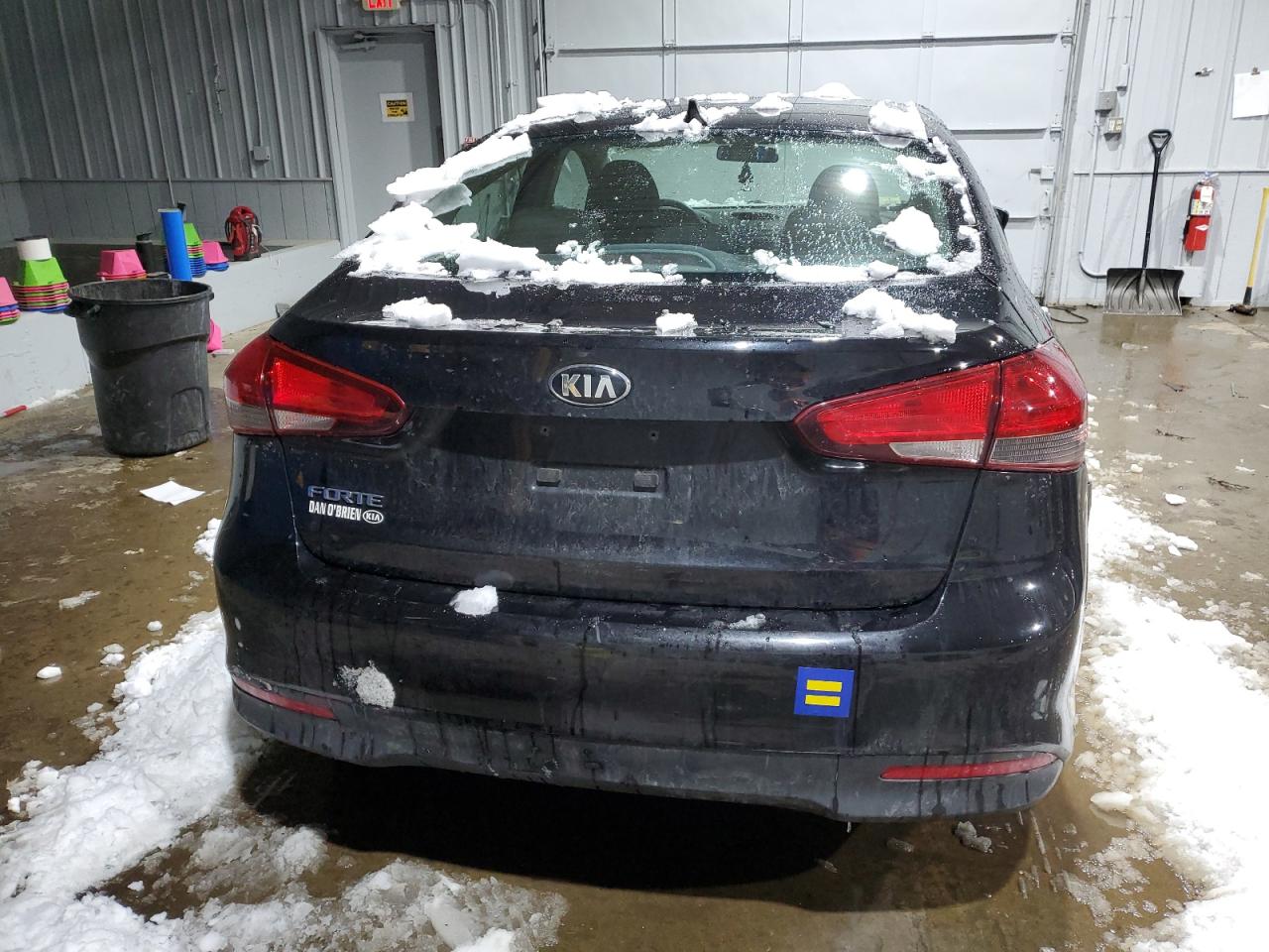 2018 KIA Forte VIN 3KPFK4A78JE246827 Copart auction photo, side / minor dent/scratches damage thumbnail 6