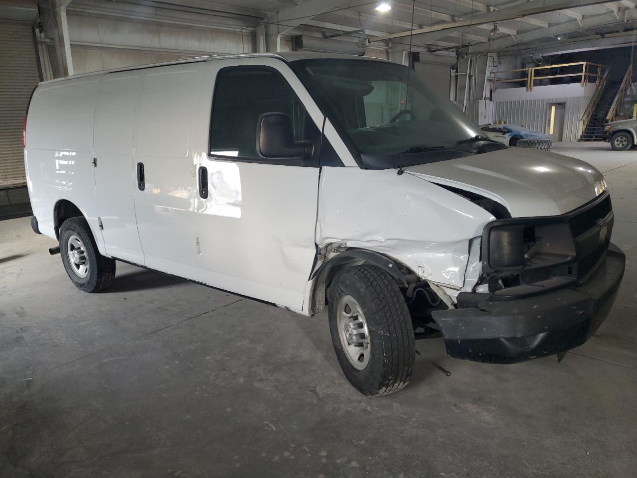 2015 Chevrolet Express VIN 1GCWGFCF1F1263027 Copart auction photo, front end damage thumbnail 4