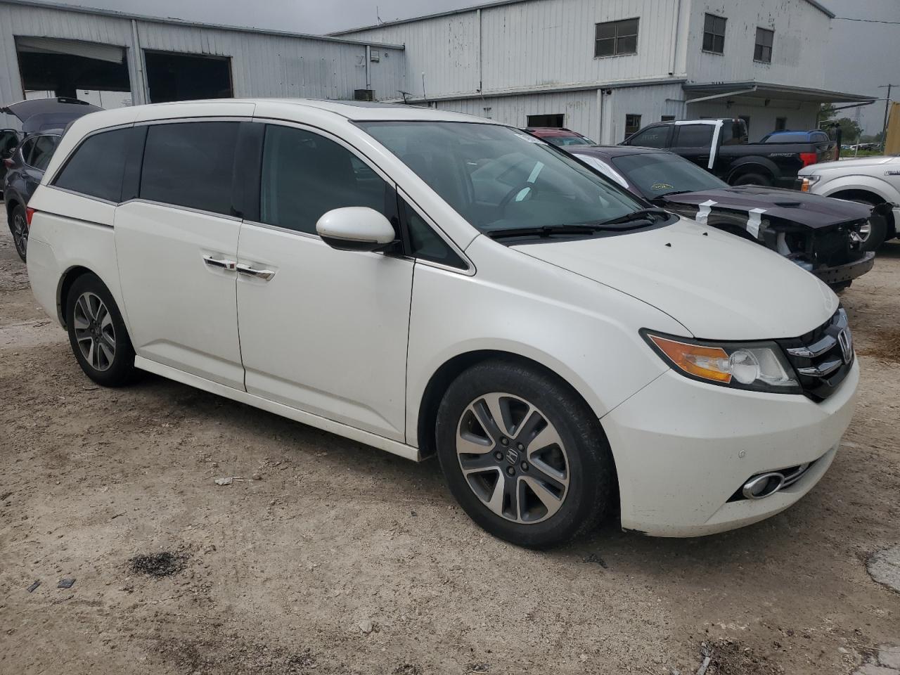 2016 Honda Odyssey VIN 5FNRL5H94GB005230 Copart auction photo, water/flood damage thumbnail 4