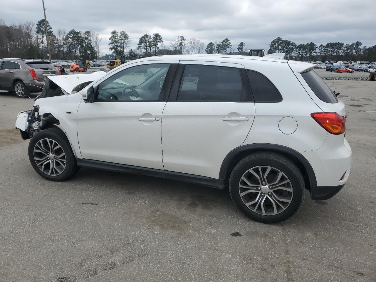2019 Mitsubishi Outlander VIN JA4AP3AU2KU032800 Copart auction photo, front end damage thumbnail 2