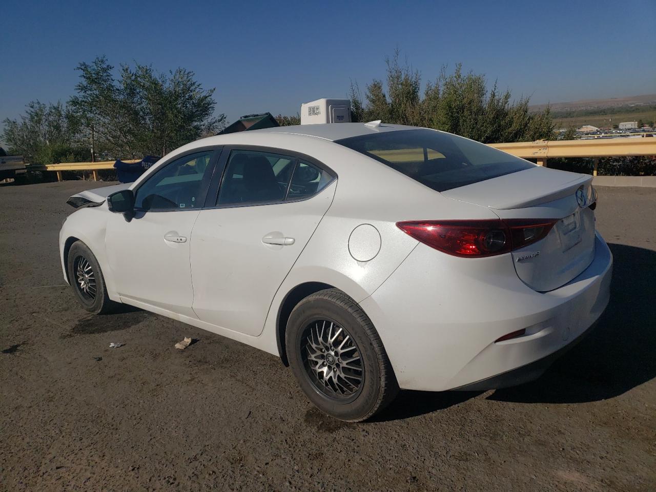 2016 Mazda 3 VIN 3MZBM1W76GM278381 Copart auction photo, front end damage thumbnail 2