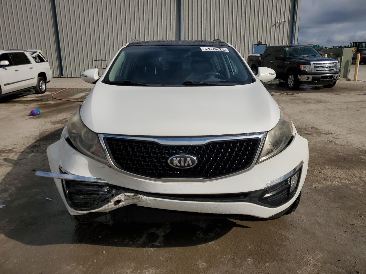 2021 KIA Seltos VIN KNDEUCA27M7116238 Copart auction photo, rear end / front end damage thumbnail 5