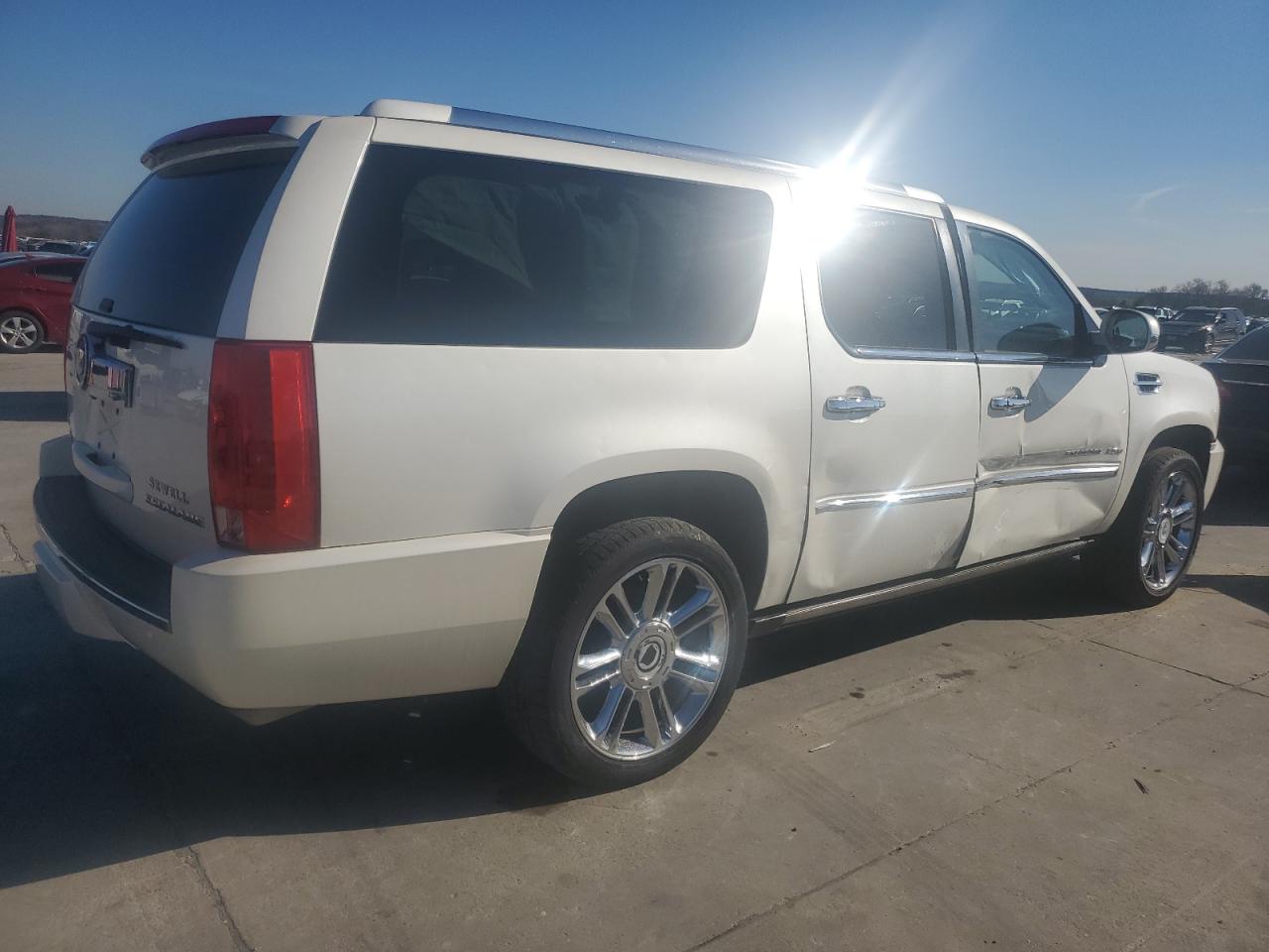 2011 Cadillac Escalade VIN 1GYS4KEF4BR125226 Copart auction photo, hail / side damage thumbnail 3