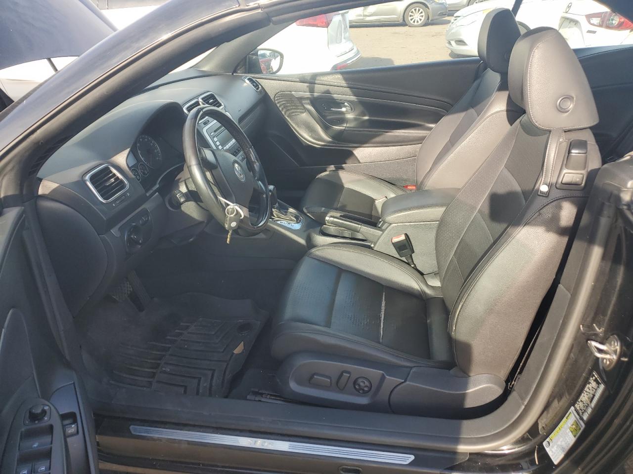 2009 Volkswagen Eos VIN WVWBA71F19V021652 Copart auction photo, rear end damage thumbnail 7