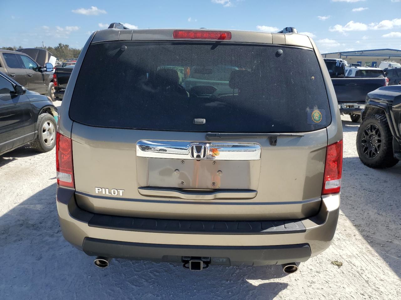 2011 Honda Pilot VIN 5FNYF3H7XBB012701 Copart auction photo, water/flood damage thumbnail 6