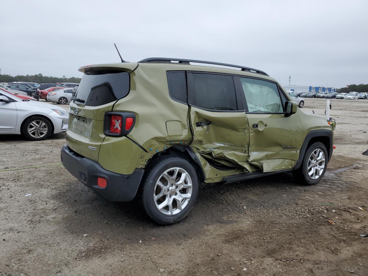 2015 Jeep Renegade VIN ZACCJABT6FPB41472 Copart auction photo, side / rear end damage thumbnail 3