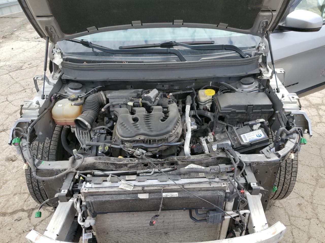 2017 Jeep Grand Cherokee VIN 1C4PJMDS7HW634204 Copart auction photo, front end damage thumbnail 12