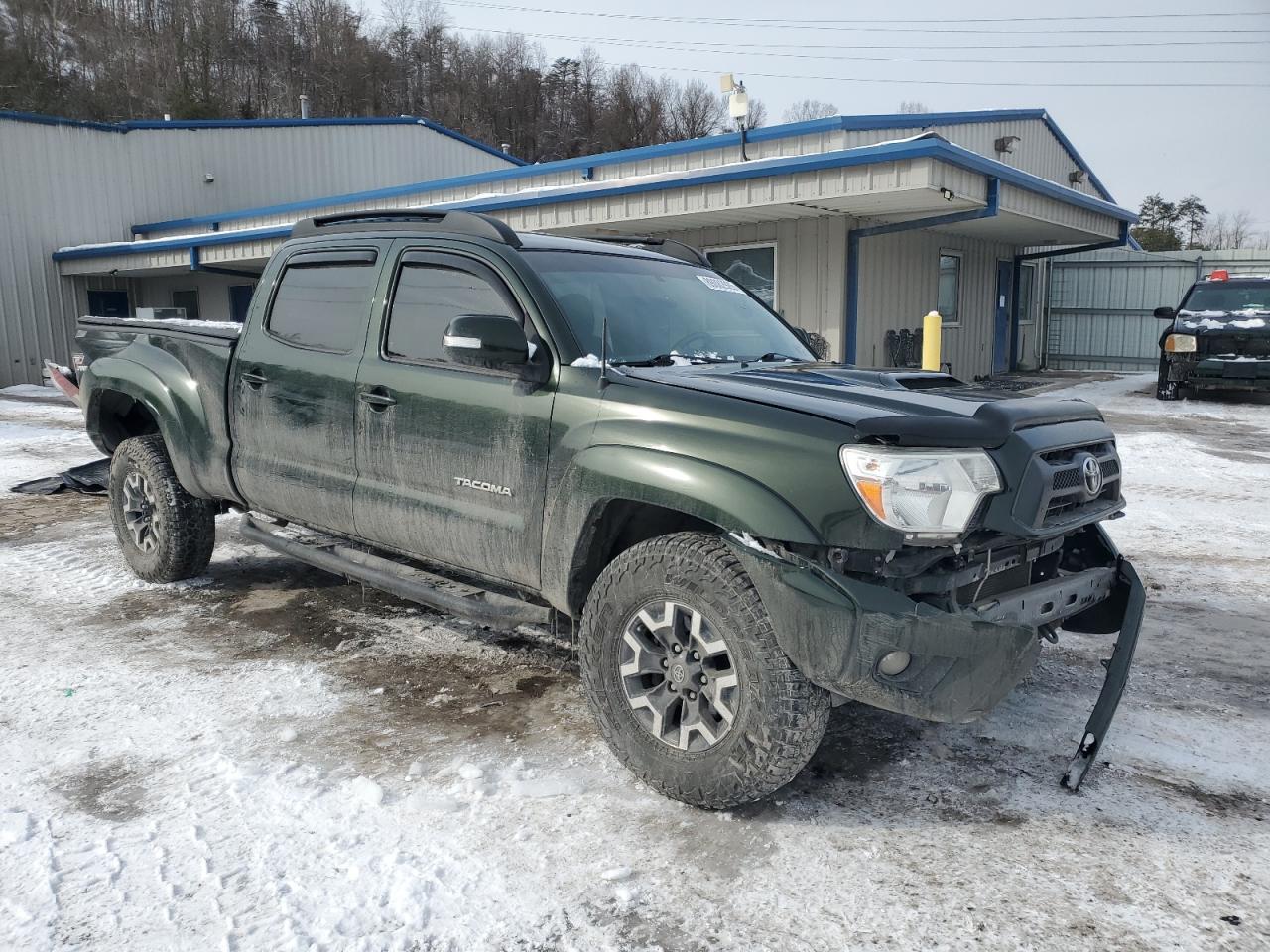 2013 Toyota Tacoma VIN 3TMMU4FN1DM060338 Copart auction photo, front end / rear end damage thumbnail 4