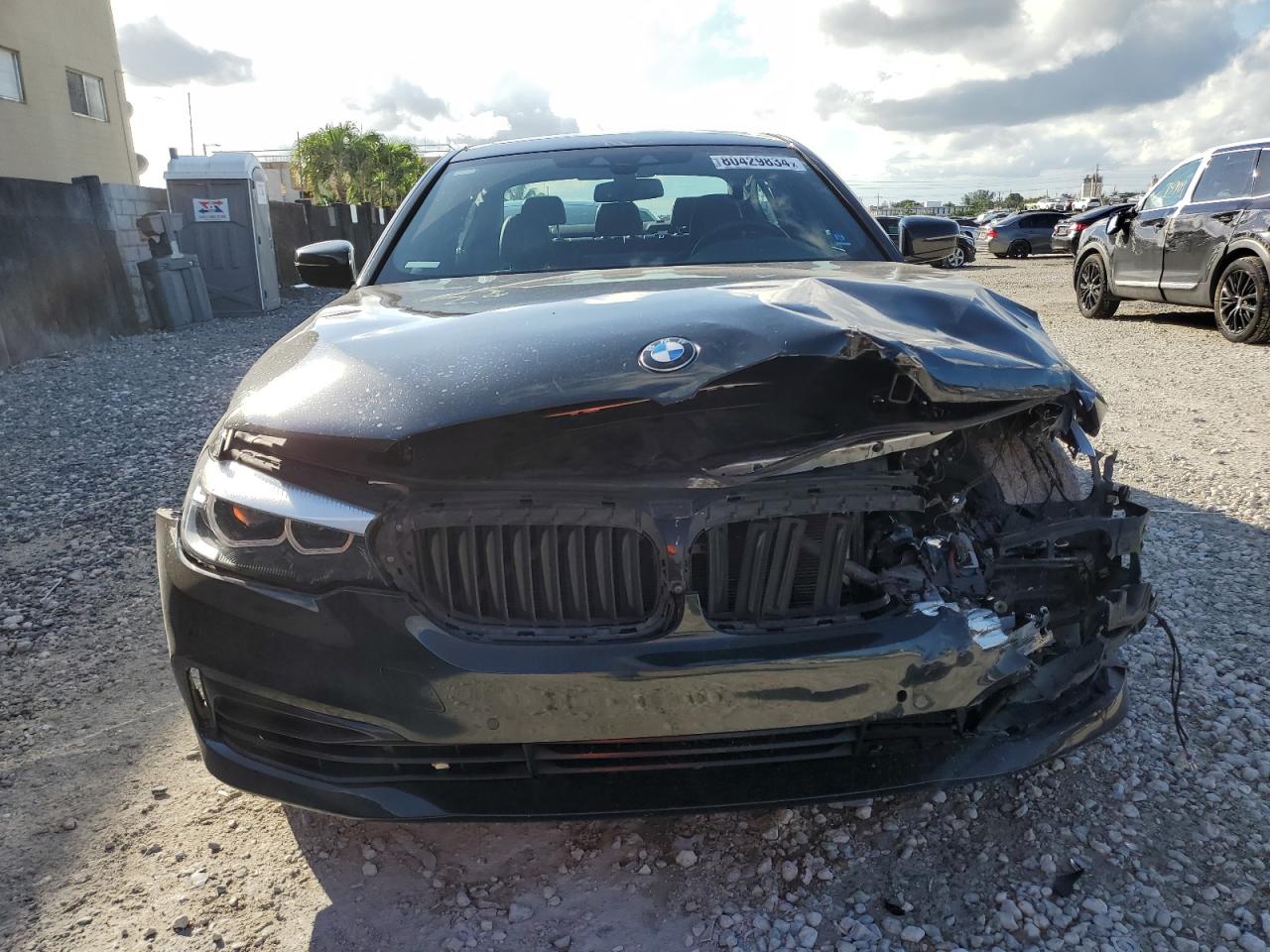 2020 BMW 5er VIN WBAJS1C0XLCE32291 Copart auction photo, front end damage thumbnail 5