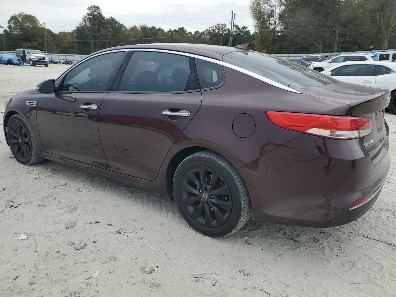 2016 KIA Optima VIN 5XXGU4L31GG083754 Copart auction photo, side damage thumbnail 2