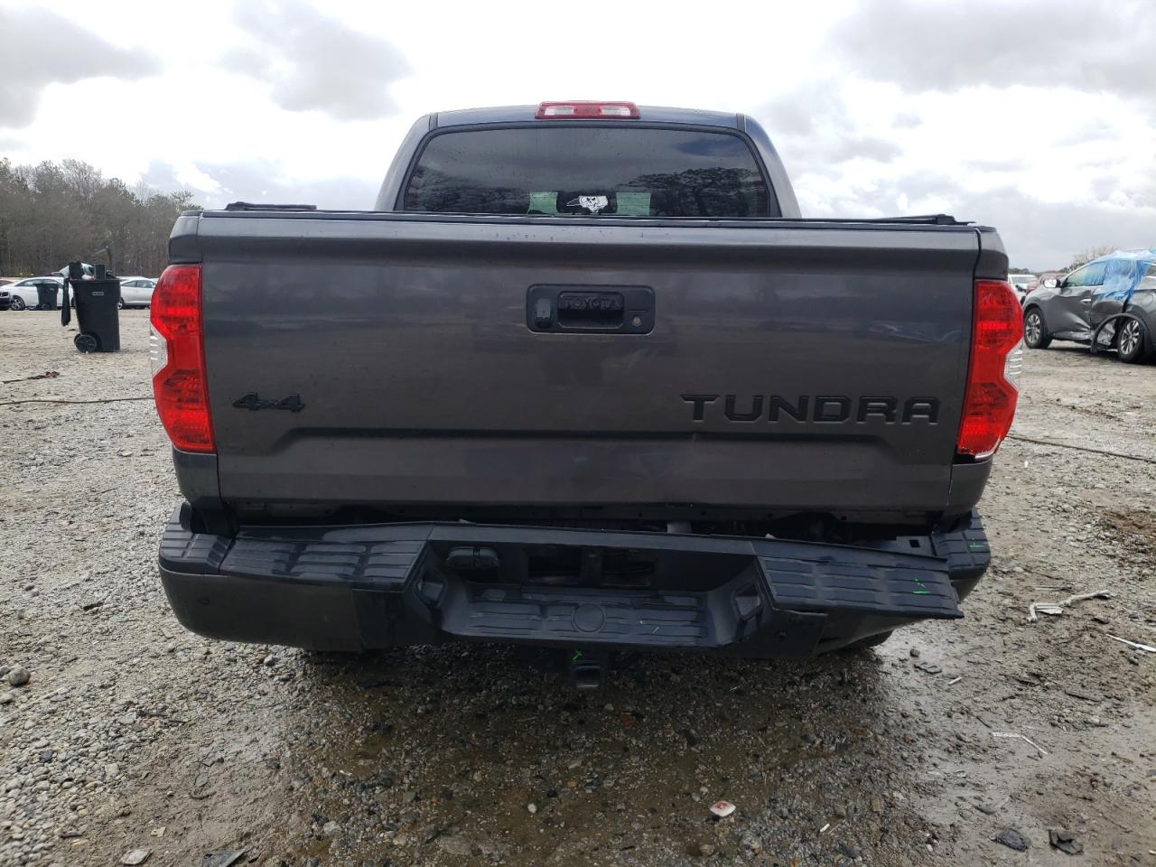 2017 Toyota Tundra VIN 5TFAW5F15HX599920 Copart auction photo, rear end / front end damage thumbnail 6