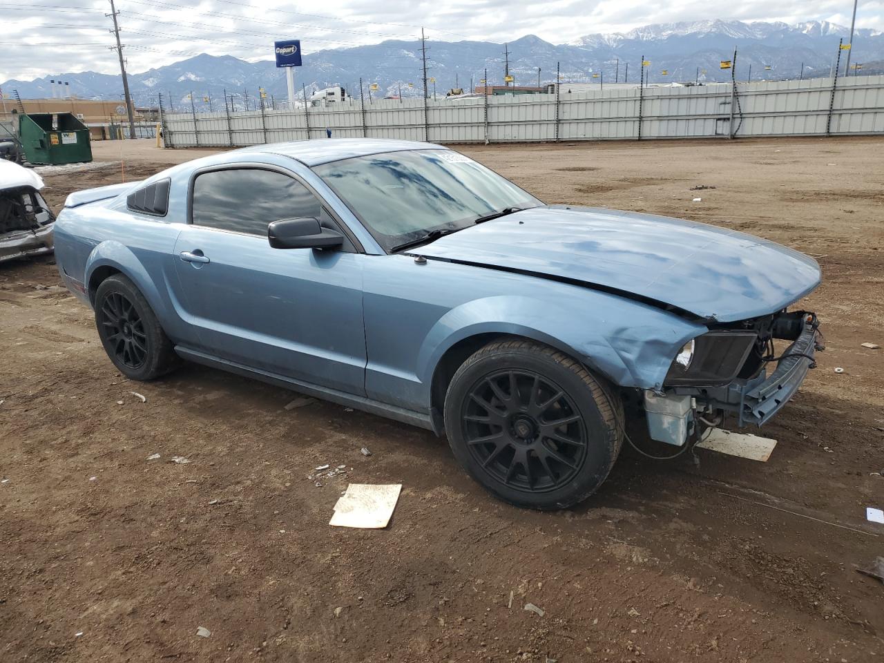 2005 Ford Mustang VIN 1ZVFT80N855138095 Copart auction photo, front end damage thumbnail 4
