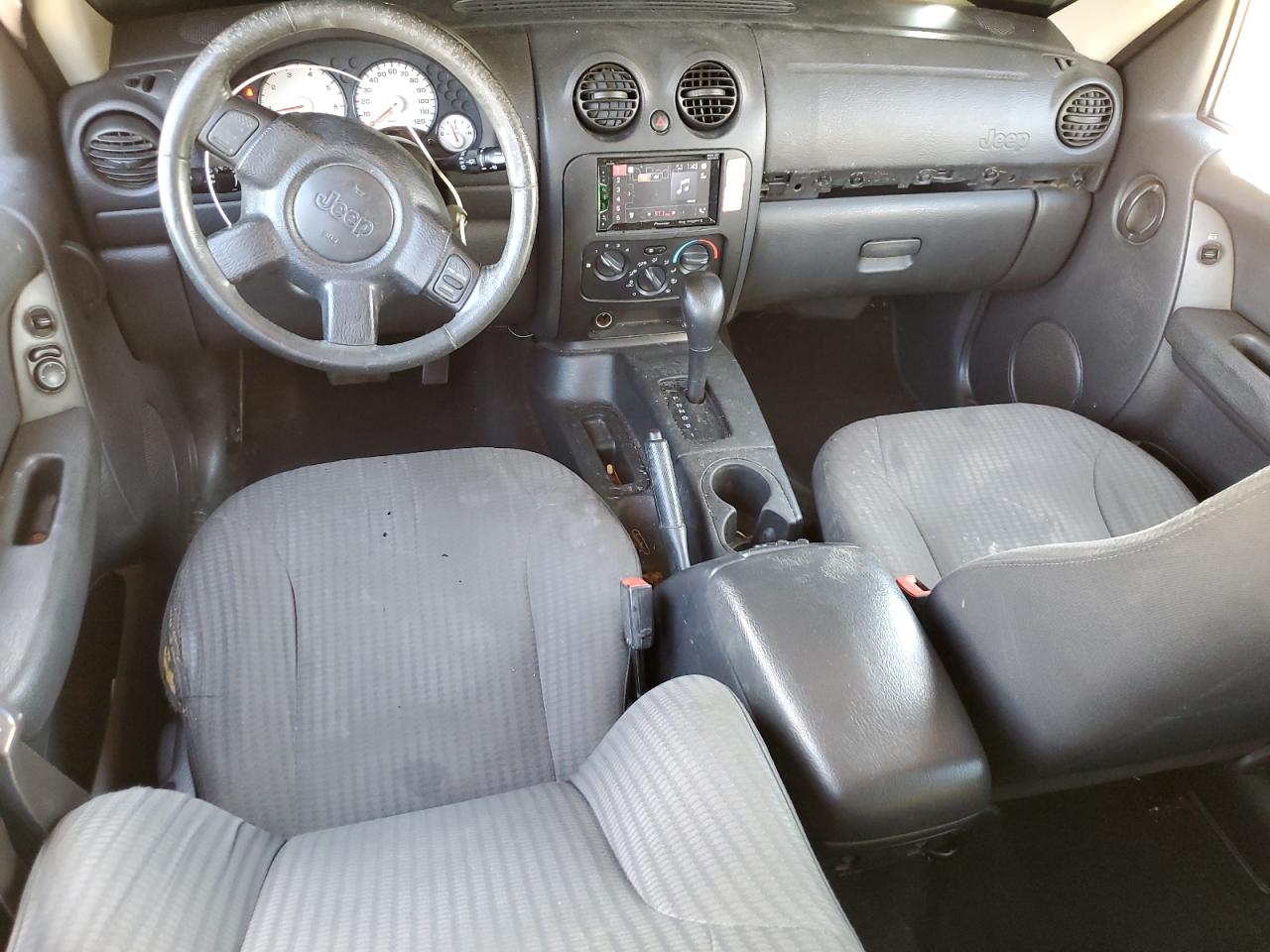 2003 Jeep Liberty (North America) VIN 1J4GK48K63W531852 Copart auction photo, side / minor dent/scratches damage thumbnail 8