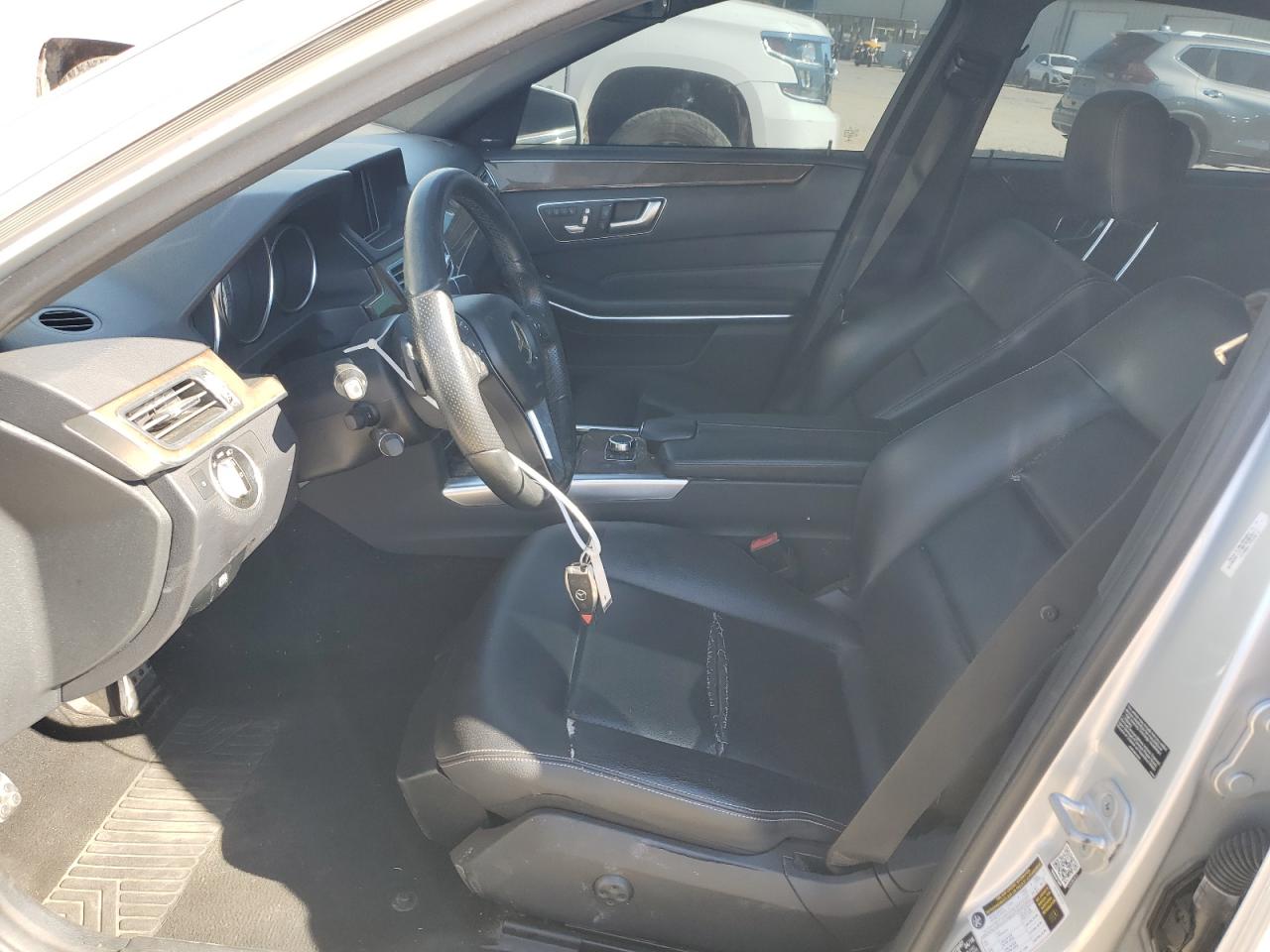 2016 Mercedes-Benz E-klasse VIN WDDHF5KB1GB190943 Copart auction photo, front end / minor dent/scratches damage thumbnail 7