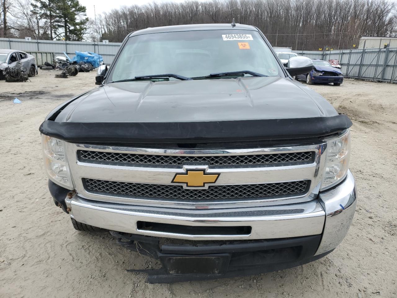 2013 Chevrolet Silverado VIN 3GCPKSE74DG195306 Copart auction photo, front end / minor dent/scratches damage thumbnail 5