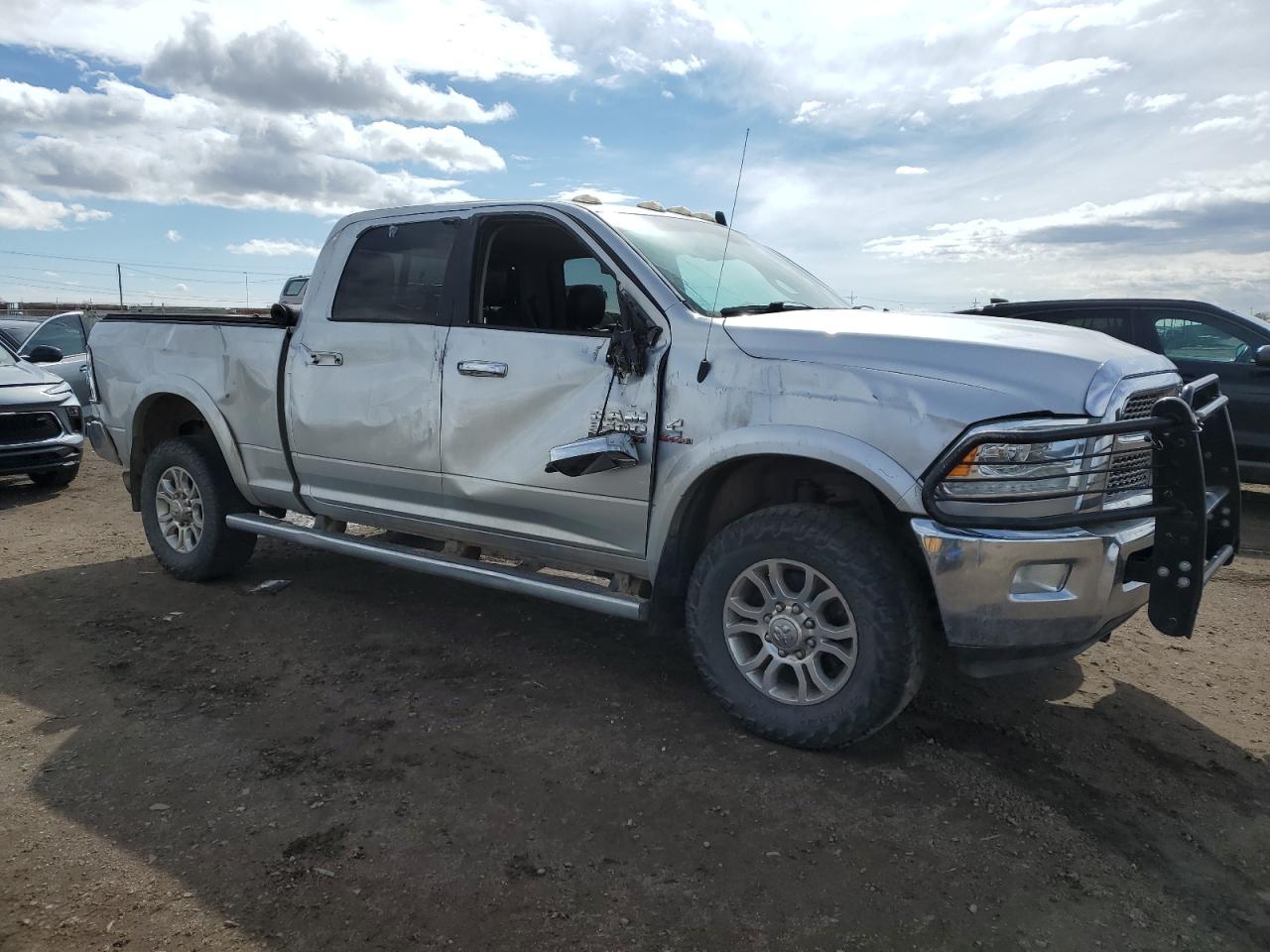 2015 RAM 3500 VIN 3C63R3EL1FG546955 Copart auction photo, side / all over damage thumbnail 4
