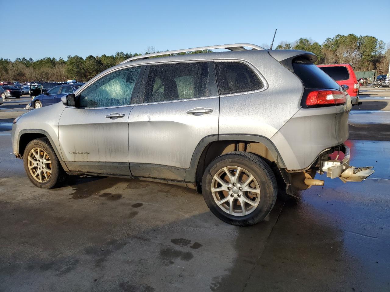 2017 Jeep Grand Cherokee VIN 1C4PJLCS9HW650948 Copart auction photo, front end / rear end damage thumbnail 2