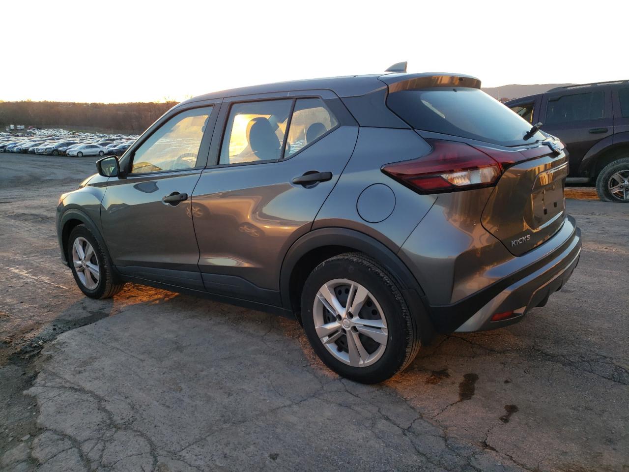 2021 Nissan Kicks VIN 3N1CP5BV3ML526813 Copart auction photo, front end damage thumbnail 2