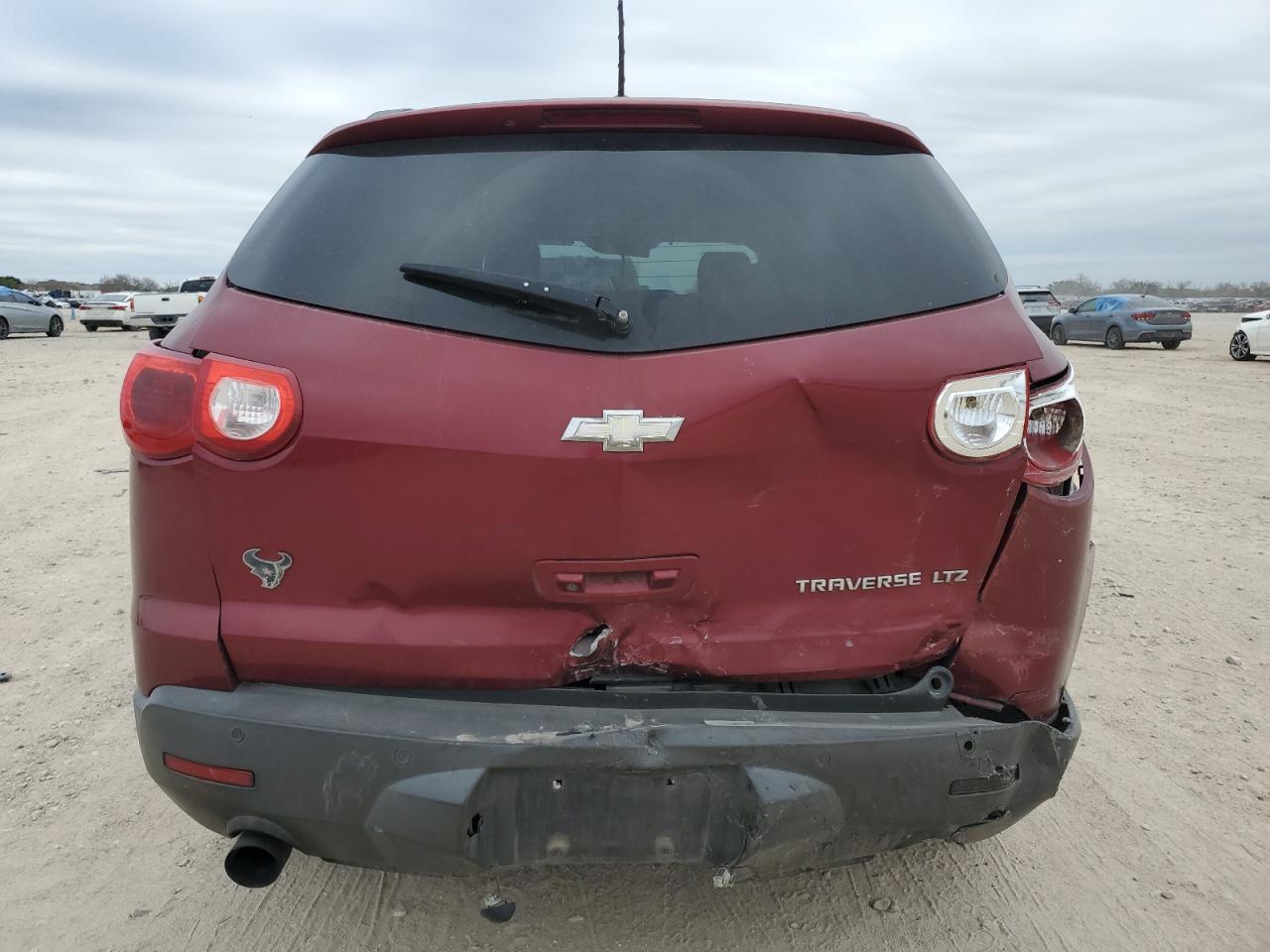 2010 Chevrolet Traverse VIN 1GNLRHED0AS138969 Copart auction photo, all over / minor dent/scratches damage thumbnail 6