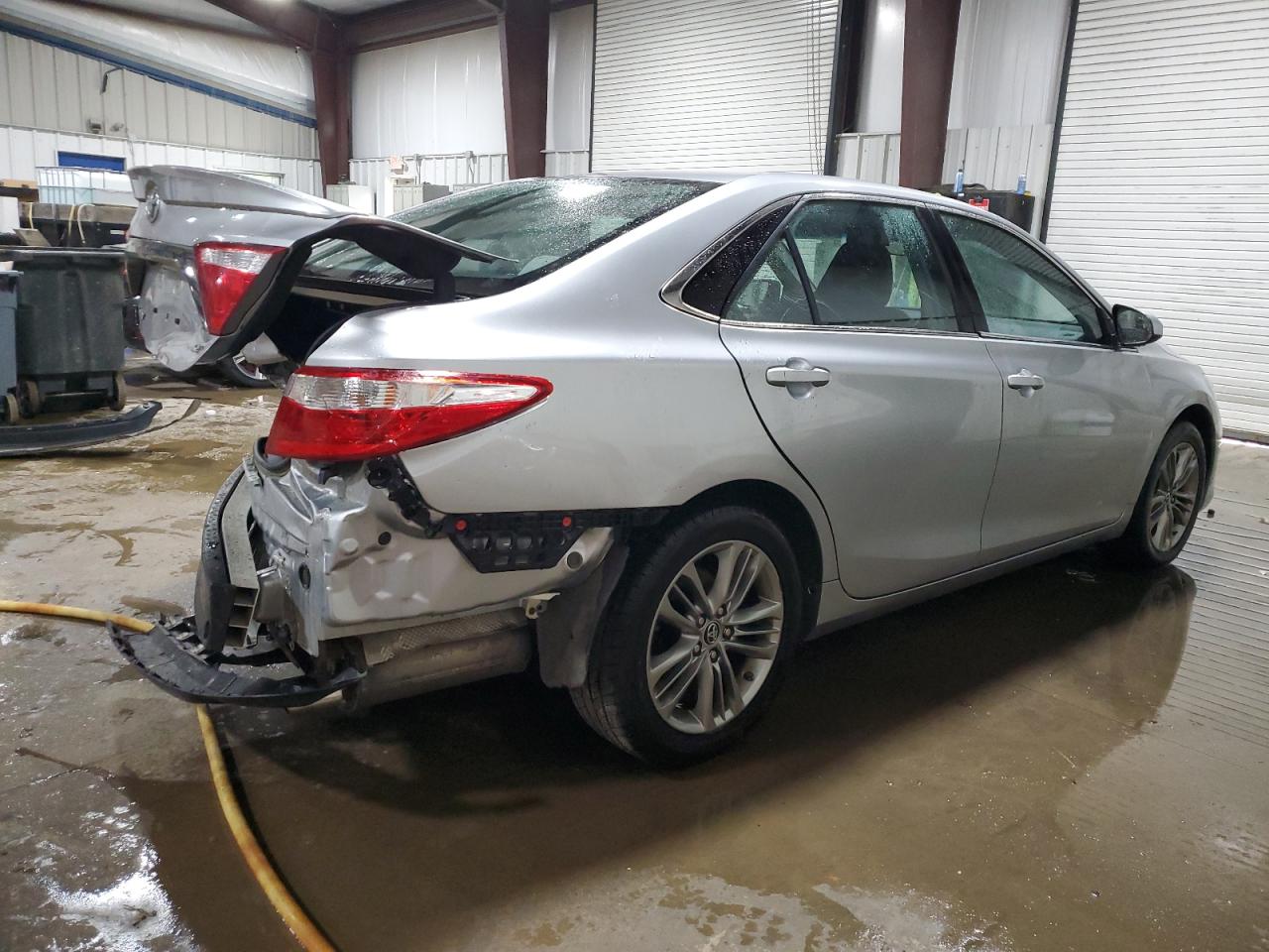 2015 Toyota Camry VIN 4T1BF1FK6FU043020 Copart auction photo, rear end damage thumbnail 3