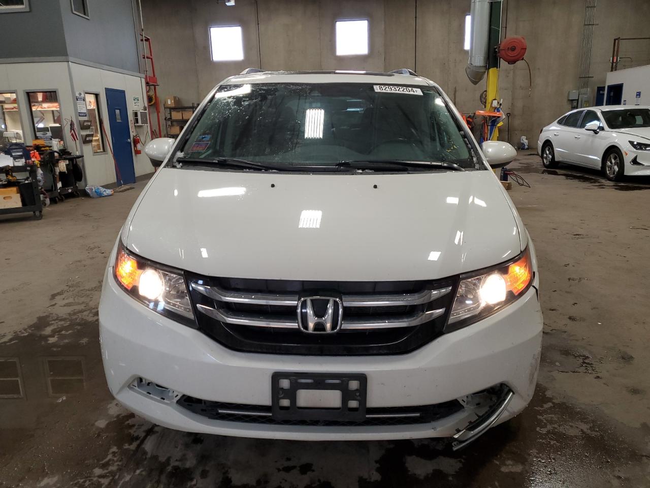 2016 Honda Odyssey VIN 5FNRL5H68GB022330 Copart auction photo, front end / undercarriage damage thumbnail 5
