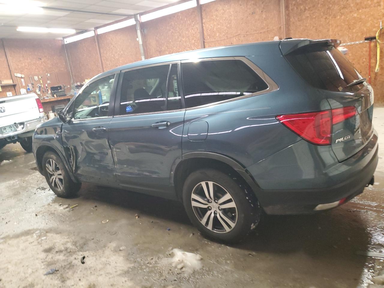 2016 Honda Pilot VIN 5FNYF6H45GB038170 Copart auction photo, all over damage thumbnail 2