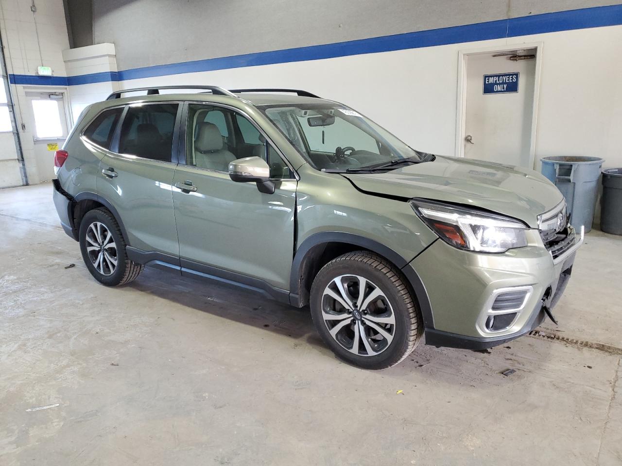 2020 Subaru Forester VIN JF2SKAUC2LH509575 Copart auction photo, rear end / front end damage thumbnail 4