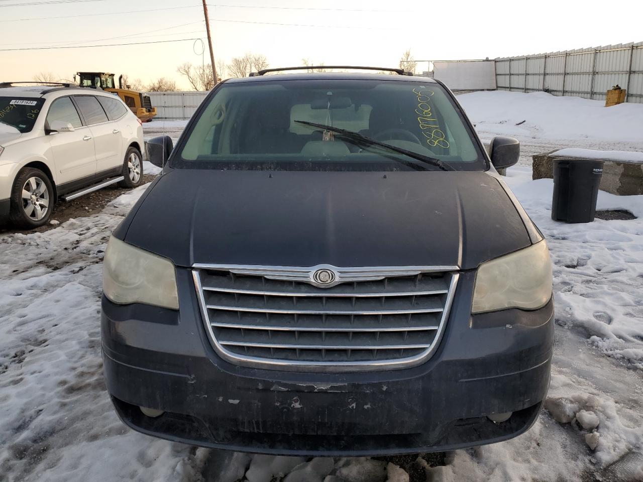 2009 Chrysler Town & Country VIN 2A8HR54159R614949 Copart auction photo, side / undercarriage damage thumbnail 5