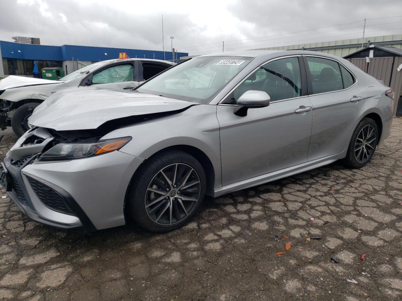 2021 Toyota Camry VIN 4T1G11AK4MU585015
