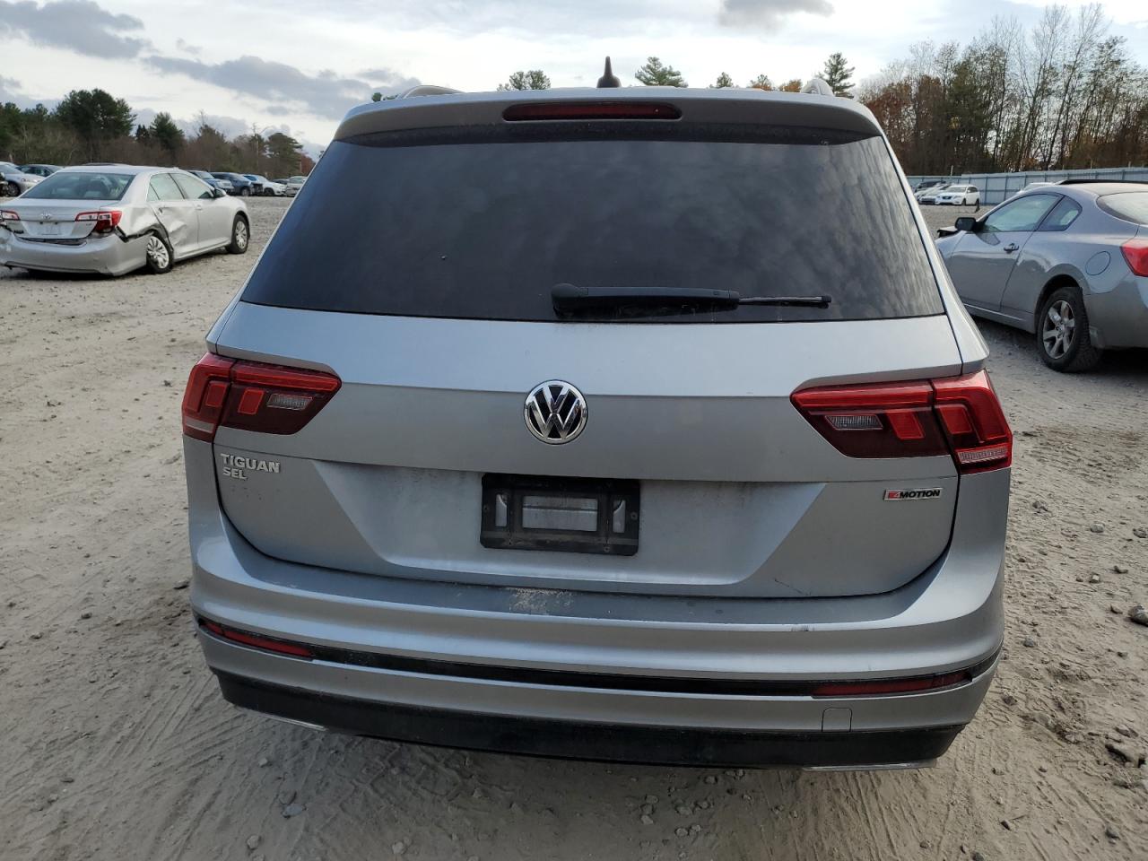 2019 Volkswagen Tiguan VIN 3VV2B7AX3KM159426 Copart auction photo, front end damage thumbnail 6