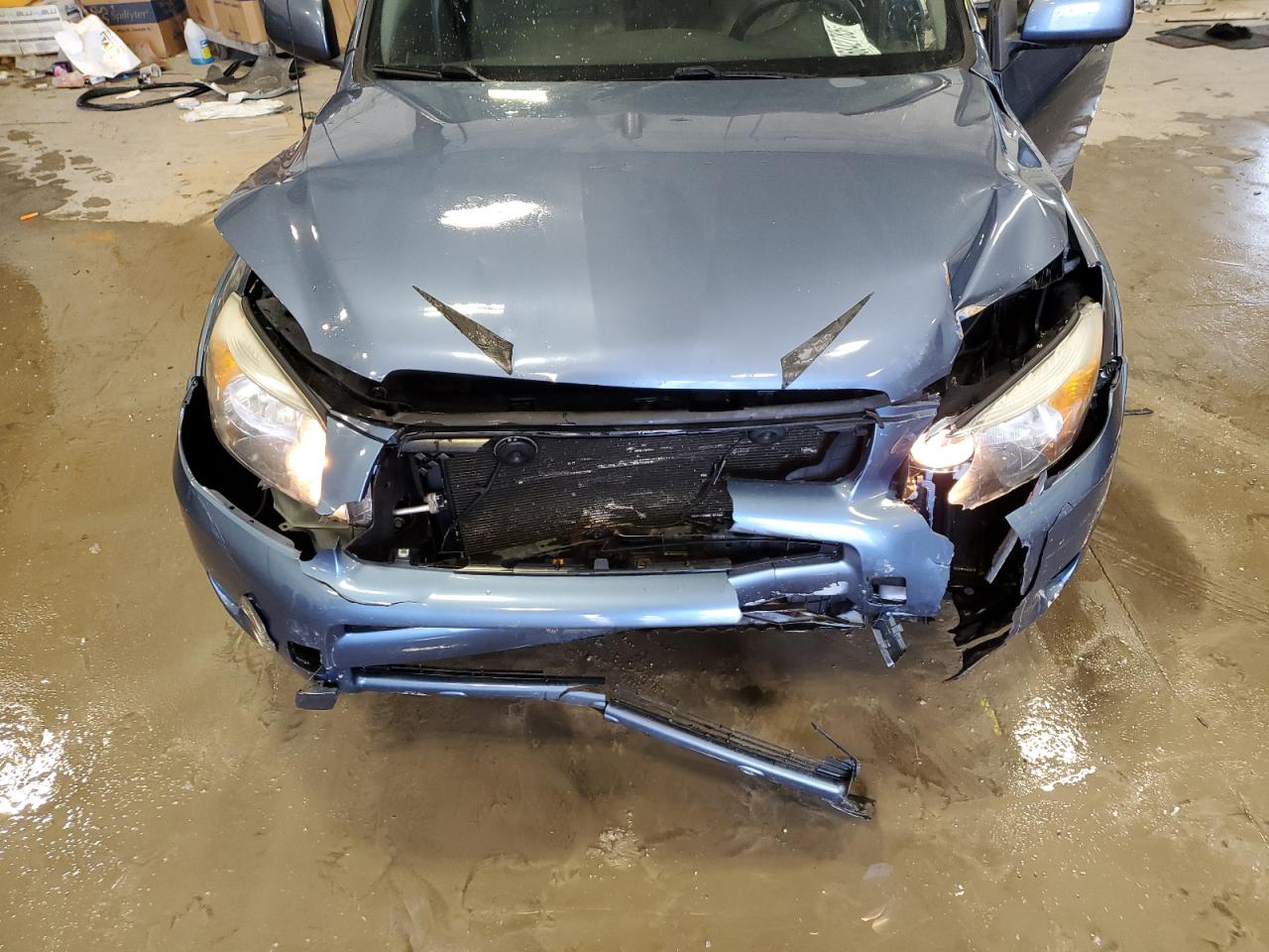 2007 Toyota RAV 4 VIN JTMBD32V975110842 Copart auction photo, front end damage thumbnail 12